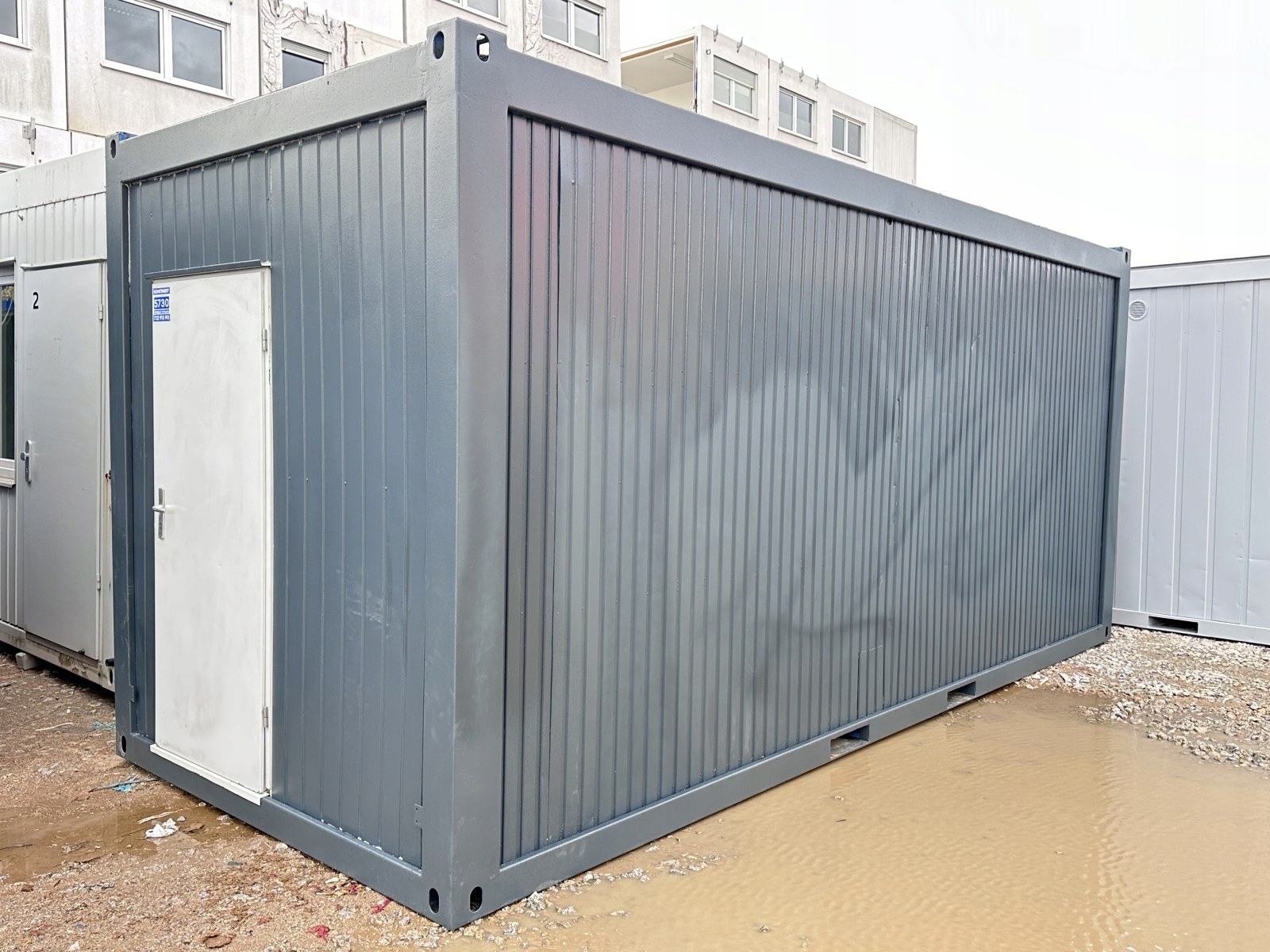 Obchodný kontajner 6 x 2,44 m